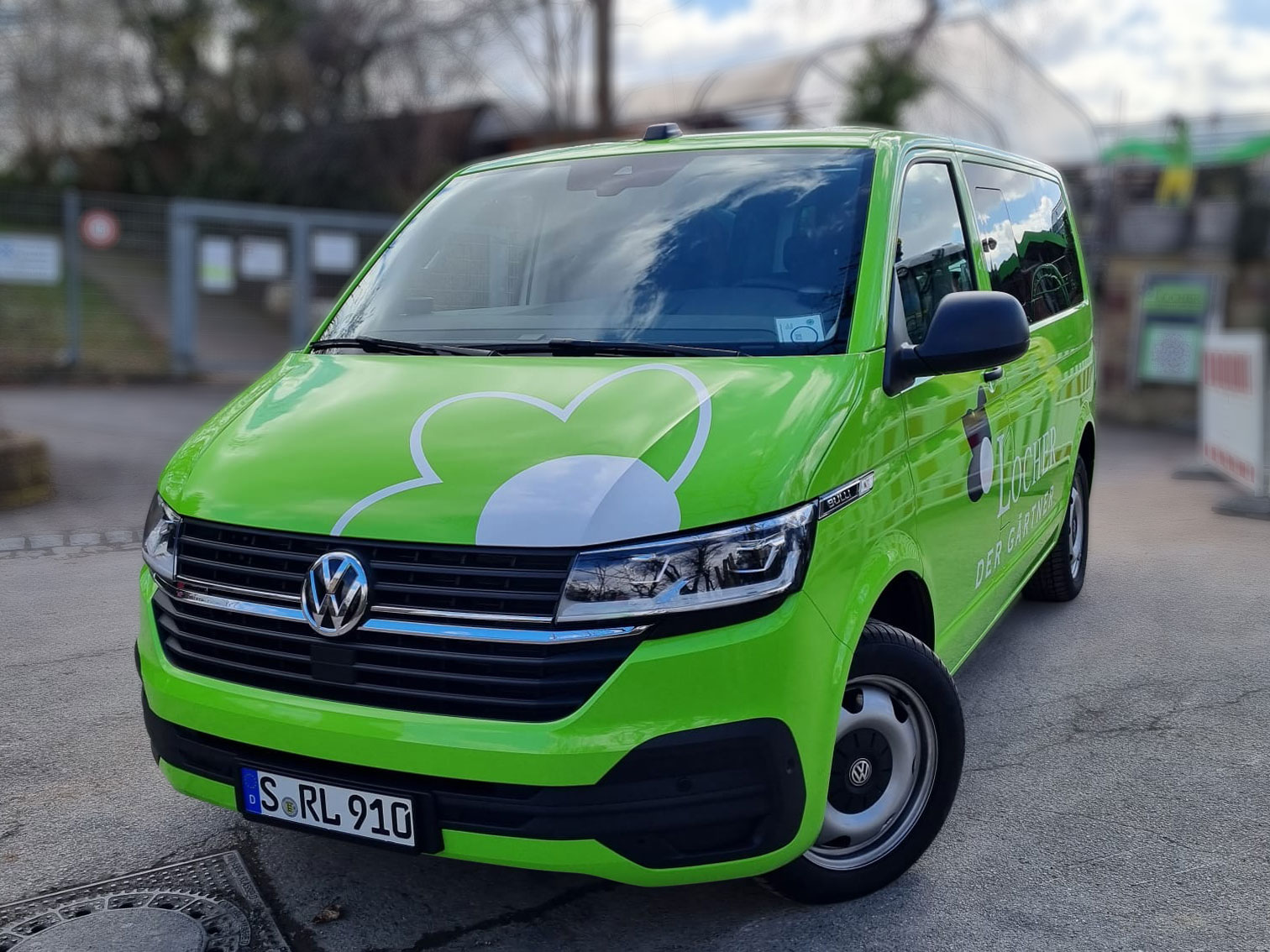 Locher Fahrzeugbeschriftung Bus Titelbild